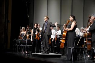 Concierto de Jóvenes Talentos de la Orquesta Filarmónica Concierto de Jóvenes Talentos de la Orquesta Filarmónica