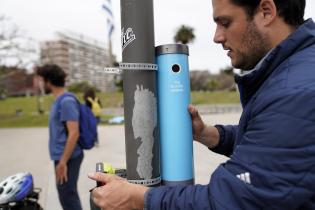 Intervención «No más colillas» en la Plaza de la Democracia