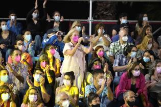 Desfile inaugural del Carnaval en las Canteras del Parque Rodó