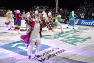 Desfile inaugural del Carnaval en las Canteras del Parque Rodó Desfile inaugural del Carnaval en las Canteras del Parque Rodó