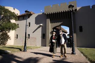 Visita a Biblioteca María Stagnero de Munar