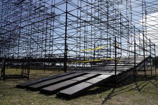 Armado de escenario de Montevideo Rock 2020