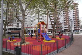 Plaza Tres Cruces Plaza Tres Cruces
