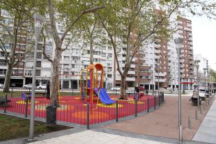 Plaza Tres Cruces Plaza Tres Cruces