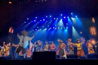 Concurso oficial de carnaval en el Teatro de Verano