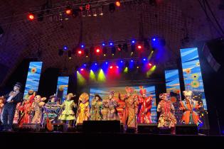 Concurso oficial de carnaval en el Teatro de Verano