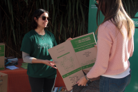 En Feria Camino Verde stand municipal de educación reciclaje