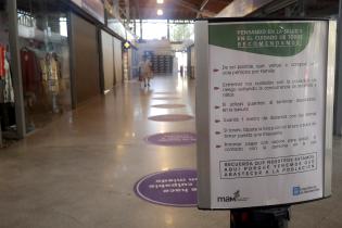 Funcionamiento de comercios Funcionamiento de comercios