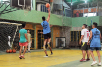 Actividad de verano en centro Sacude