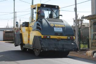 Trabajos de asfaltado en el barrio Los Sueños Trabajos de asfaltado en el barrio Los Sueños
