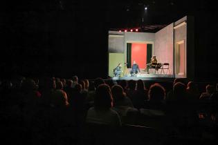 Actuación de la Comedia Nacional en Gran Canaria, España Actuación de la Comedia Nacional en Gran Canaria, España