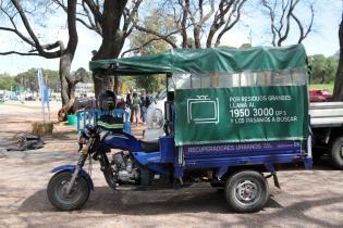 Sistema de limpieza por motocarros