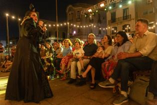 Teatro Solís Un poco de belleza por favor Teatro Solís Un poco de belleza por favor 15 de noviembre 2024