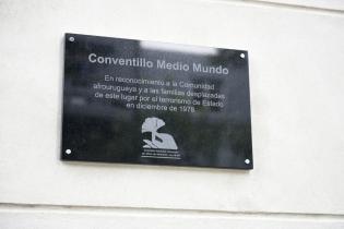 Placa de memoria ex Conventillo Medio Mundo