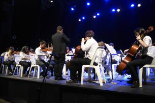 Sistema de Orquestas Juveniles e Infantiles del Uruguay Sistema de Orquestas Juveniles e Infantiles del Uruguay