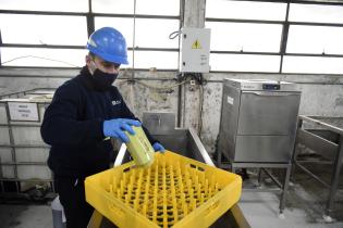 Proceso de reciclaje de aceite doméstico Proceso de reciclaje de aceite doméstico