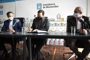 Firma convenio IM UDELAR SMU Firma convenio IM UDELAR SMU