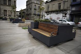 Retiro y traslado de estaciones de descanso de la Plaza Zabala