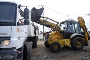 Limpieza en el barrio Aquiles Lanza