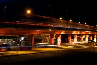 Vista nocturna del viaducto de Paso Molino Vista nocturna del viaducto de Paso Molino