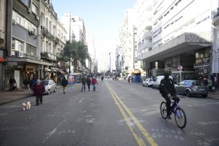 Paseo de compras a cielo abierto Paseo de compras a cielo abierto