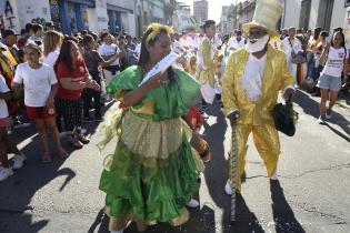 Desfile de Cuerdas de Tambores de la Movida Joven