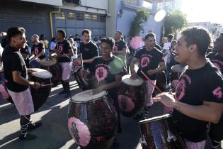 Desfile de Cuerdas de Tambores de la Movida Joven