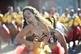 Desfile de Cuerdas de Tambores de la Movida Joven