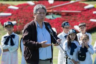 Inauguración del reloj de flores del parque Rivera