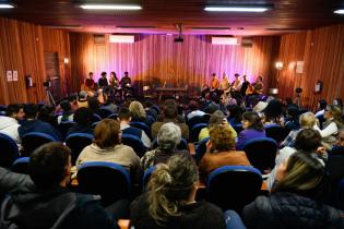 Lectura pública del Herrero y la Muerte, en el auditorio del Campus Regional de UTU de Rivera