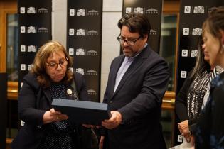 Reconocimiento del Parlamento por los 20 años de la reapertura del Teatro Solís Reconocimiento del Parlamento por los 20 años de la reapertura del Teatro Solís