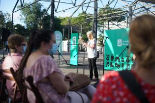 Cierre de actividades de la Secretaría de las Personas Mayores en plaza Las Pioneras 