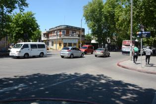 Nuevos semáforos en Av.8 de Octubre y Villagrán Nuevos semáforos en Av.8 de Octubre y Villagrán