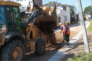 Obras viales en la calle Héctor Gerona  y Rambla Euskal Erría