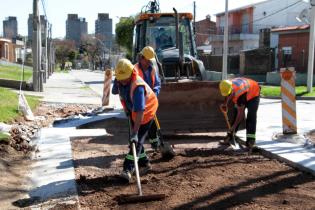 Obras viales en la calle Héctor Gerona  y Rambla Euskal Erría