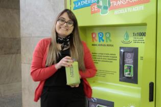 Reciclaje de aceite en el Atrio