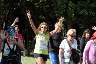 Cardiocaminata de personas mayores en Parque Rivera Cardiocaminata de personas mayores en Parque Rivera