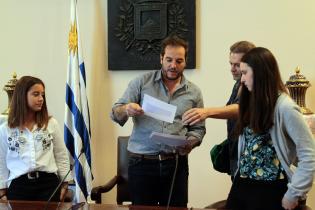 Una foto hacia el futuro Una foto hacia el futuro
