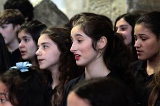 Coro de niños del Sodre en Feria Mypes