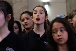 Coro de niños del Sodre en Feria Mypes Coro de niños del Sodre en Feria Mypes