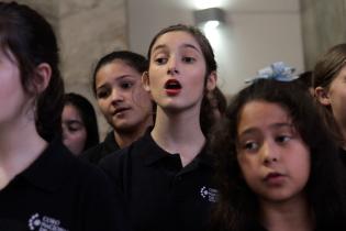 Coro de niños del Sodre en Feria Mypes