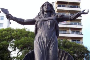 Monumento Yemanjá Monumento Yemanjá