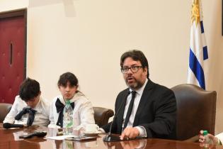 Presentación del Concejo de niñas y niños en el gabinete