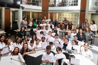 Concejo de niños y niñas visita la Junta Departamental de Montevideo Concejo de niños y niñas visita la Junta Departamental de Montevideo