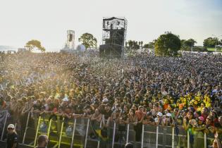 Festival «Acá Estamos» en el marco del Mes de las Mujeres Festival «Acá Estamos» en el marco del Mes de las Mujeres