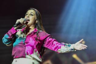 Vanesa Britos en el festival «Acá Estamos» en el marco del Mes de las Mujeres Vanesa Britos en el festival «Acá Estamos» en el marco del Mes de las Mujeres