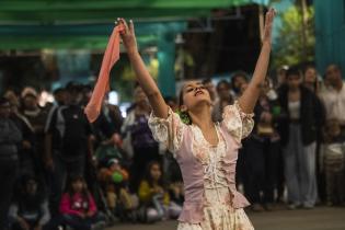 Danzas folclóricas en la Semana Criolla 2022