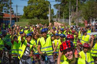 Actividad "Pedaleá el barrio" hasta la Unidad Agroalimentaria Metropolitana 