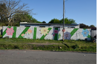 Pintada de mural con vecinos y vecinas del Barrio Nuevo Mendoza