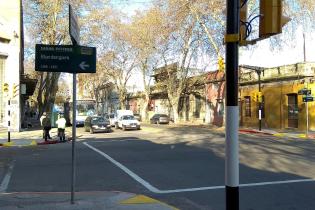 Semáforo Av. San Martín y Blandengues Semáforo Av. San Martín y Blandengues